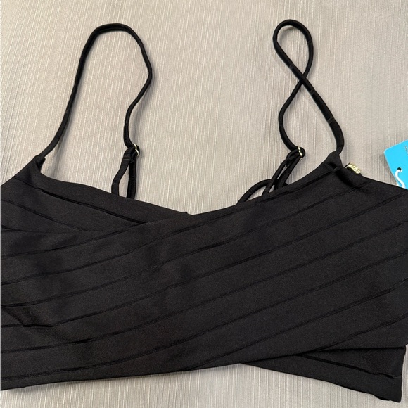 Beach Bunny Wendy Bralette Top Size Large NWT - Picture 2 of 4